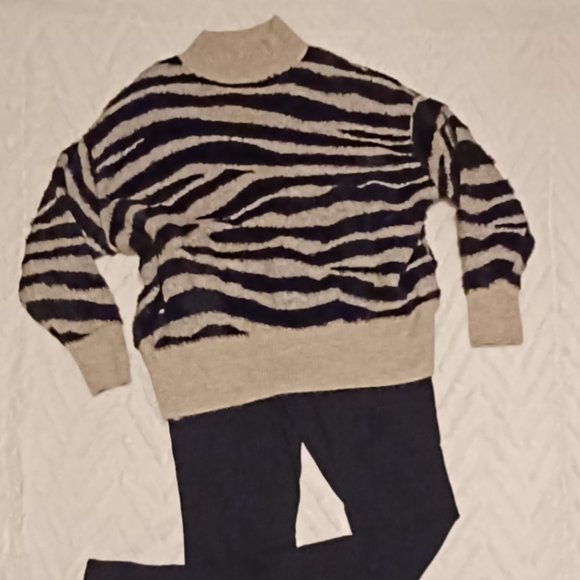 TWINE AND STRING - Picture 1 of 2